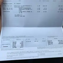 Facture de service Mercedes : maintenance A avec pack plus, filtre, huile et plaquettes. Le prix total TTC est de 392,54 €.