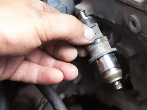 Injecteur diesel encrassé - Nettoyage maison ou panne?