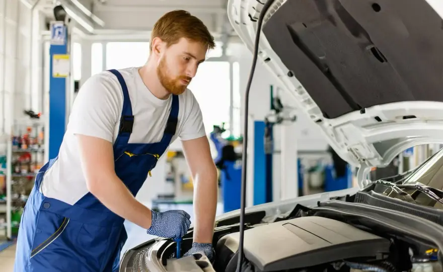 Vidange Mercedes - Prix, astuces et ce qu'il faut savoir