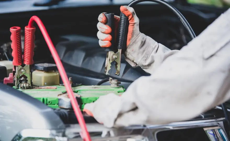 Voiture ne démarre pas batterie OK - Causes et solutions