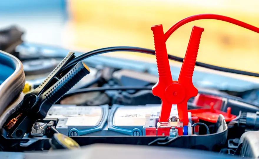 Comment démarrer une voiture sans démarreur en toute sécurité ?