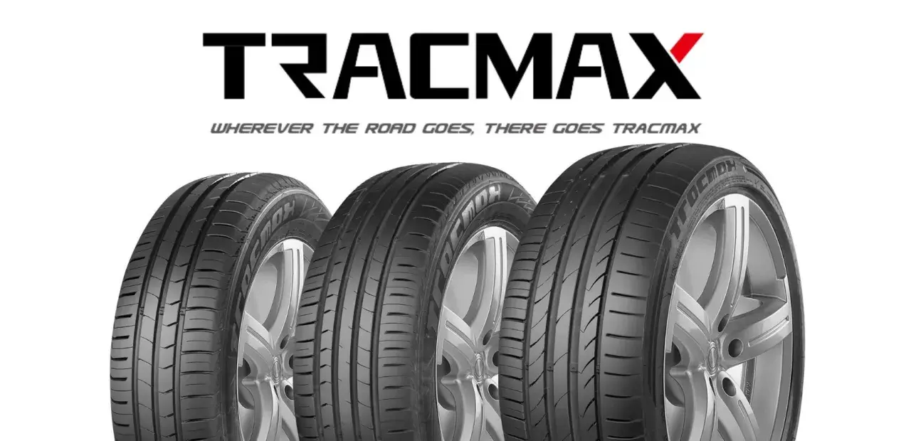 Trois pneus Tracmax sur fond blanc, avec le logo Tracmax en haut. Un avis sur ces pneus est disponible.